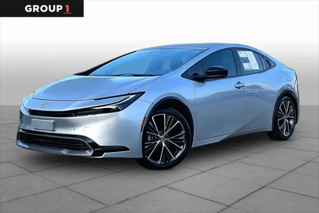 Toyota Prius 2024 XLE 4dr Hatchback