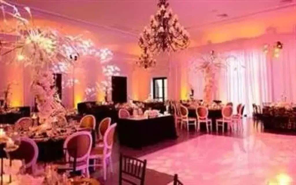 Alquiler de luces para bodas