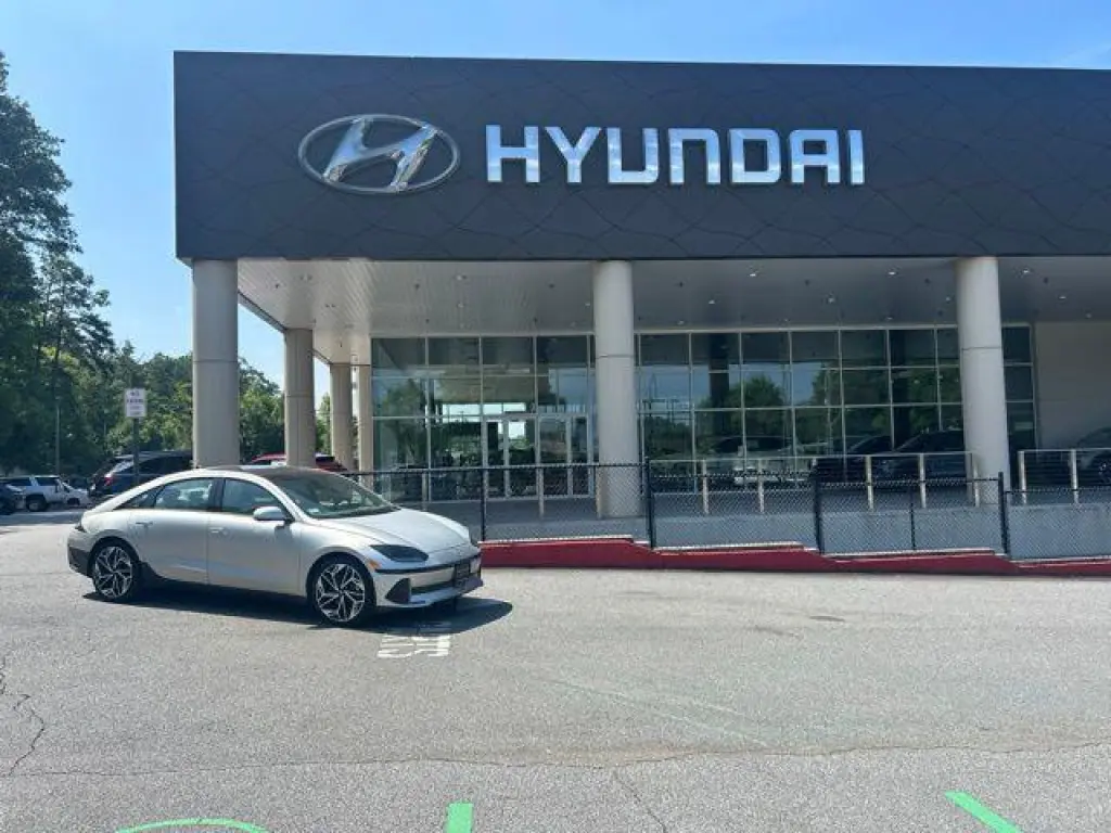 Hyundai IONIQ 6 2023 Limited 4dr Sedan