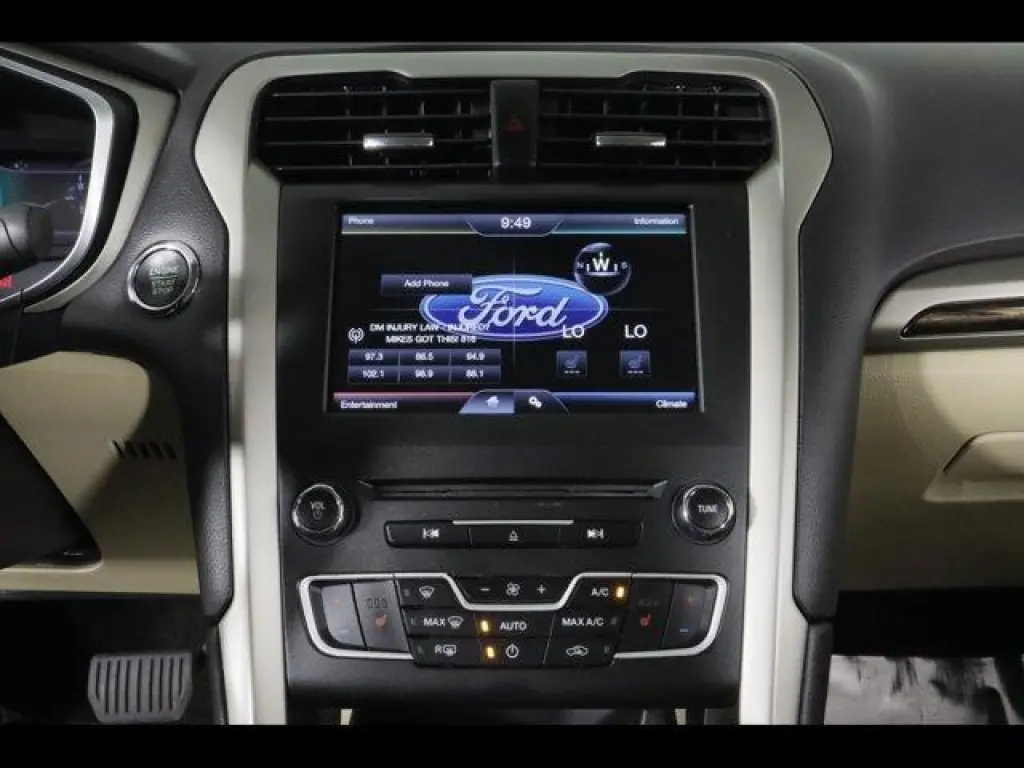 Ford Fusion 2016 SE 4dr Sedan