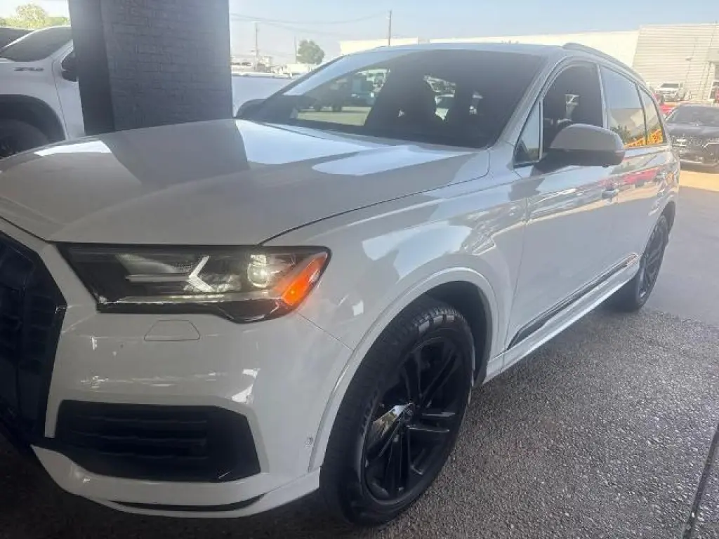 Audi Q7 2023 AWD quattro Premium 45 TFSI 4dr SUV