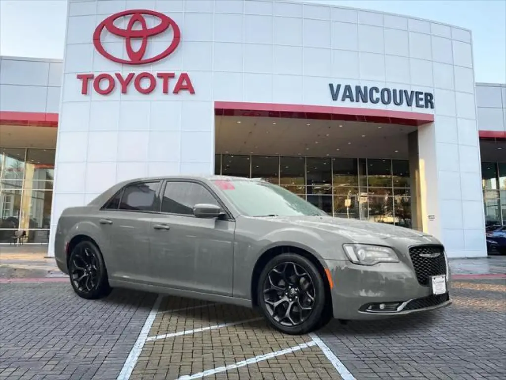 Chrysler 300 2019 S 4dr Sedan