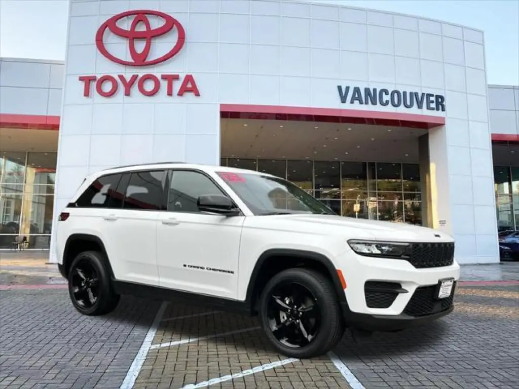 Jeep Grand Cherokee 2023 4x4 Altitude 4dr SUV
