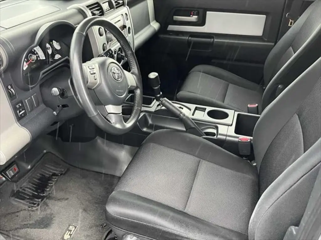 Toyota FJ Cruiser 2007 4dr SUV (4L V6 5A)