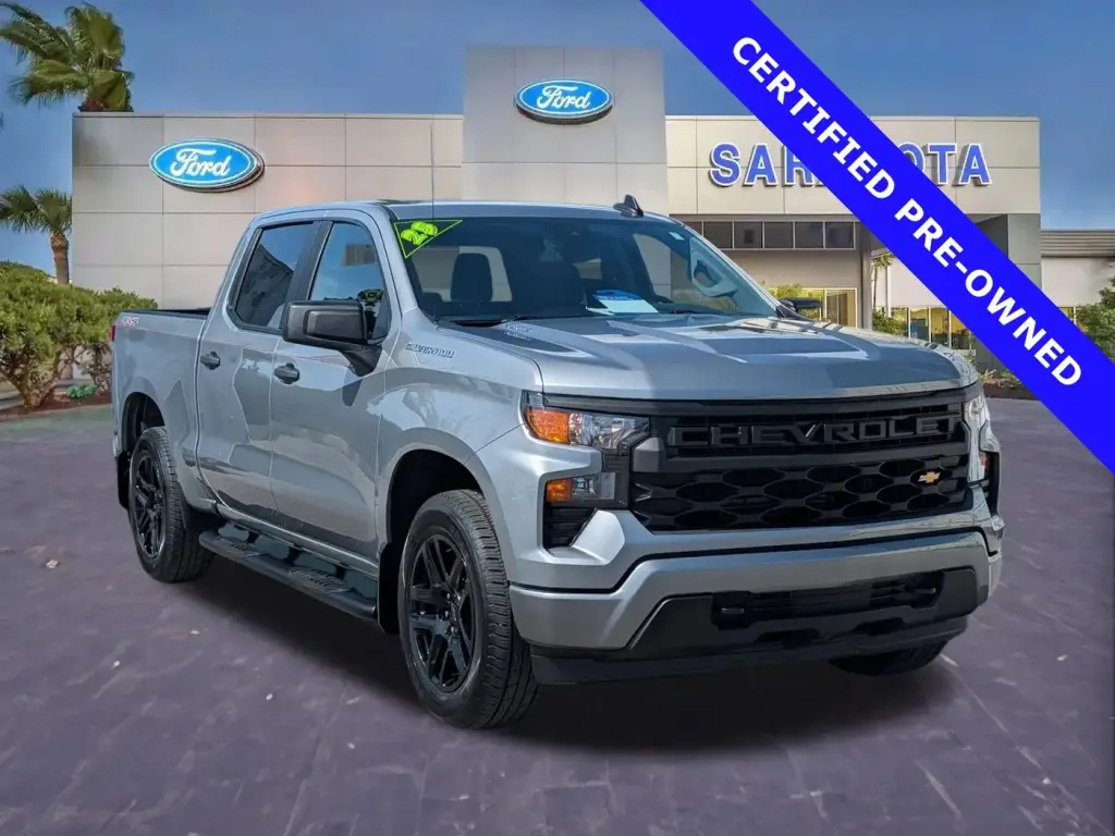 Chevrolet Silverado 1500 2025 4x4 Custom 4dr Crew Cab 5.8 ft. SB