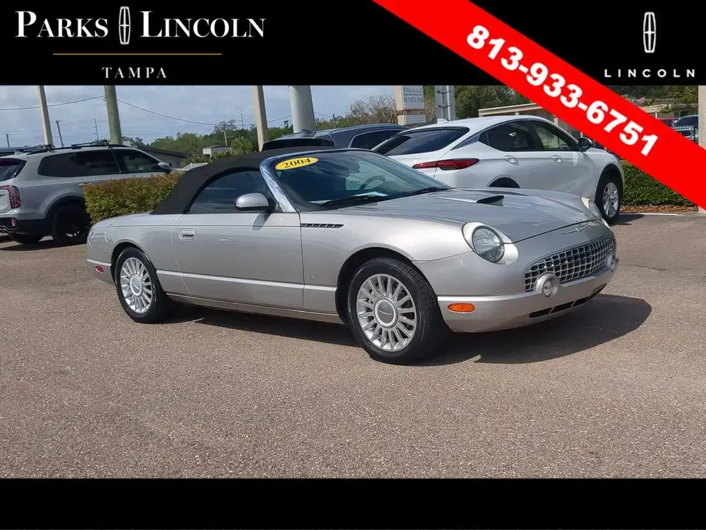 Ford Thunderbird 2004 Deluxe 2dr Convertible