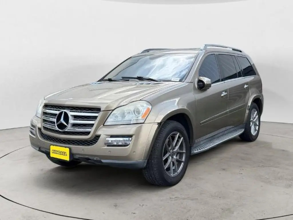 Mercedes-Benz GL-Class 2010 AWD GL 550 4MATIC 4dr SUV