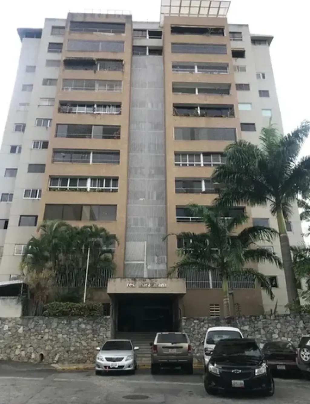 Alquiler  Apartamento Ccas.,
