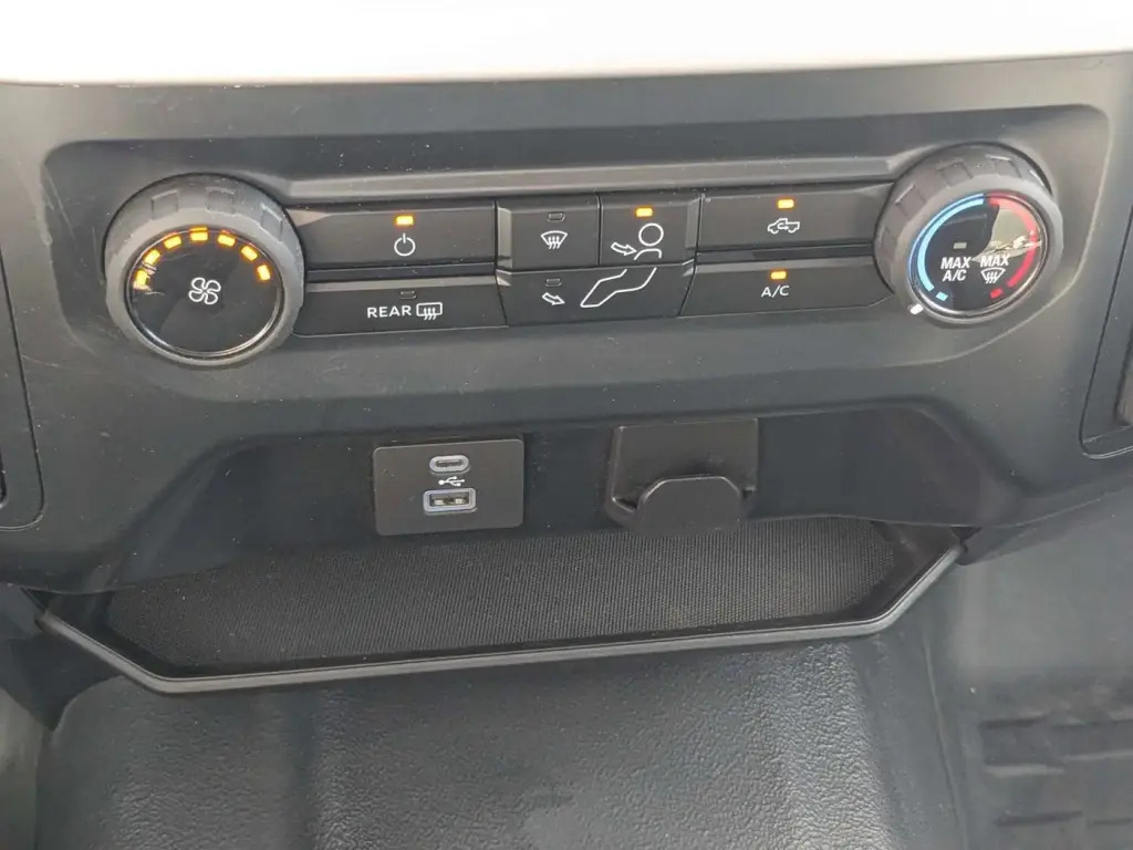 Ford F-150 2023 4x4 XL 4dr SuperCrew 6.5 ft. SB