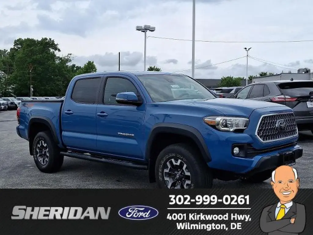 Toyota Tacoma 2019 4x4 SR5 V6 4dr Double Cab 5.0 ft SB