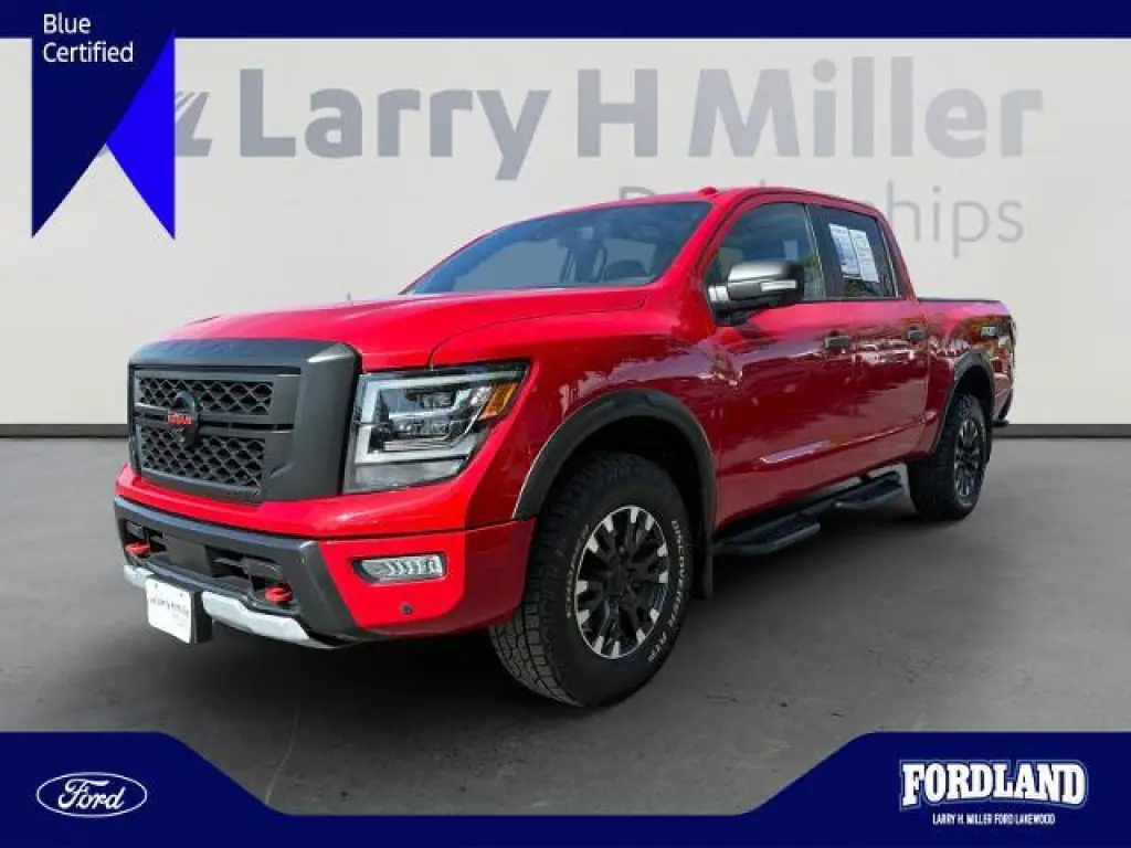 Nissan Titan 2021 4x4 SV 4dr Crew Cab 5.6 ft. SB