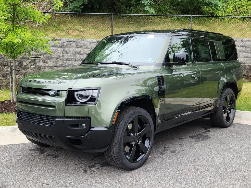 2026 Land Rover Defender 130