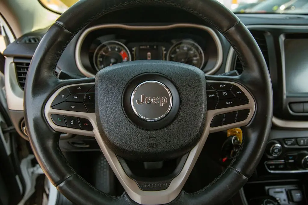2017 Jeep Cherokee