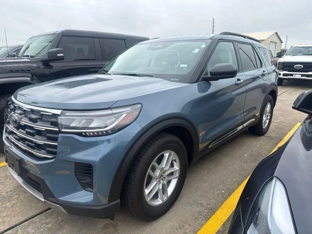 Ford Explorer 2025 Active 4dr SUV