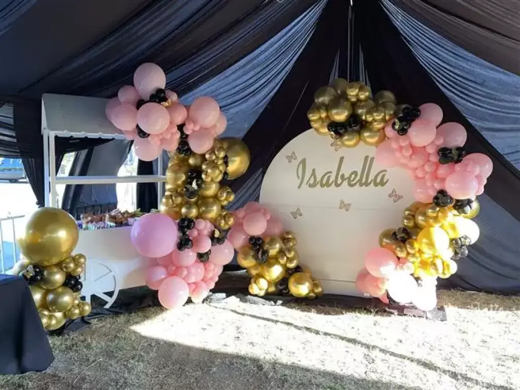 Decoración de globos carpas