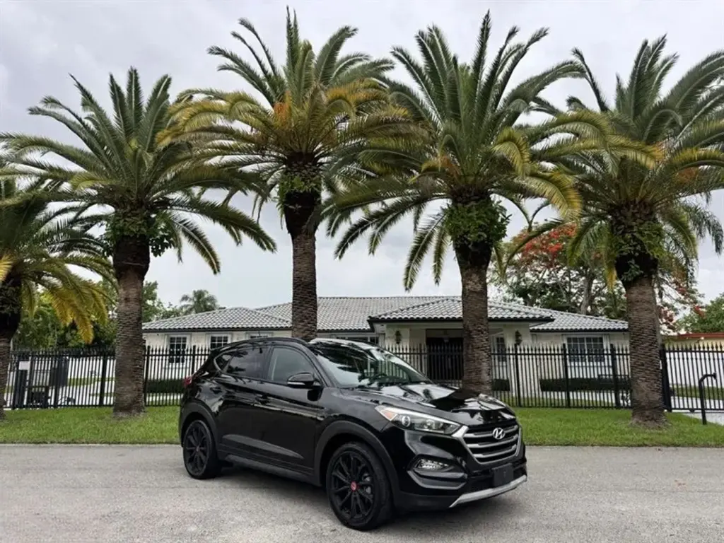 2017 HYUNDAI TUCSON