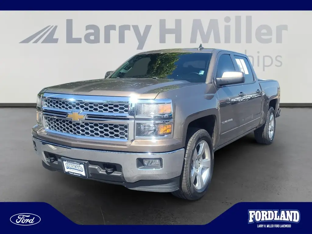 Chevrolet Silverado 1500 2015 4x4 LT 4dr Crew Cab 5.8 ft. SB