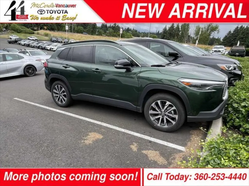 Toyota Corolla Cross 2025 XLE 4dr Crossover