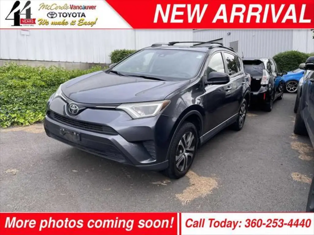 Toyota RAV4 2017 AWD LE 4dr SUV