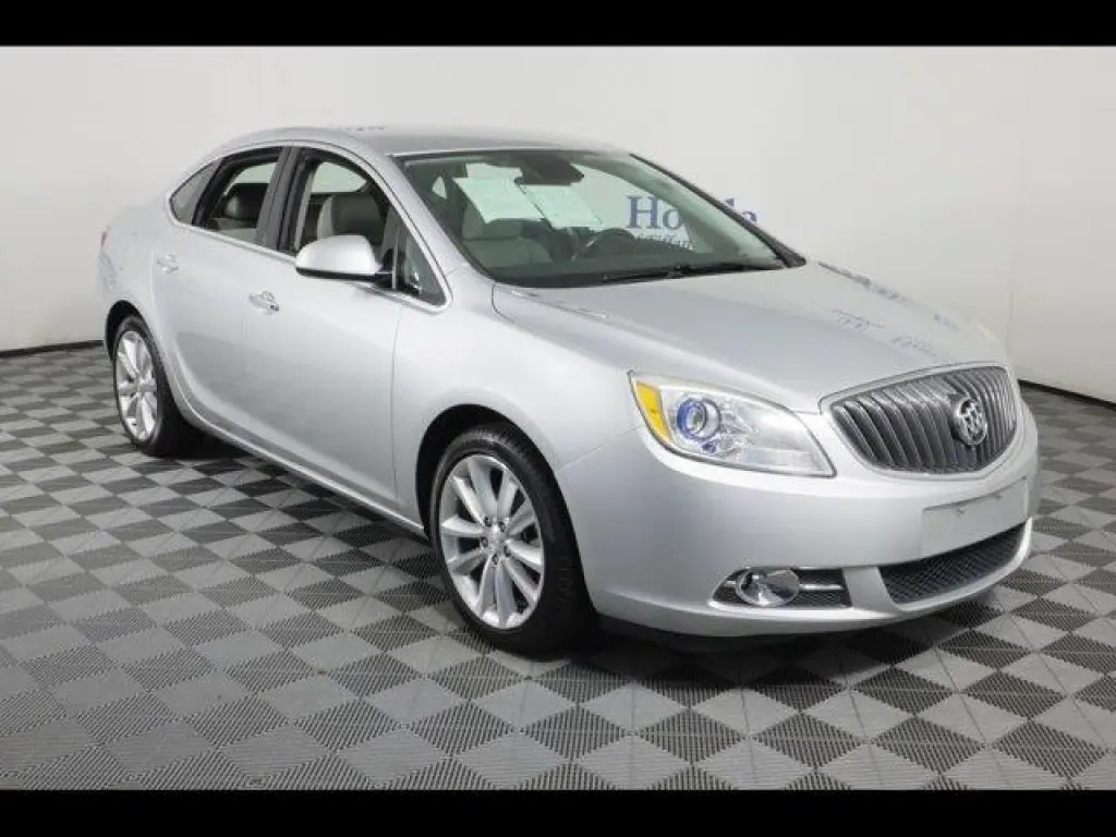 Buick Verano 2013 Base 4dr Sedan