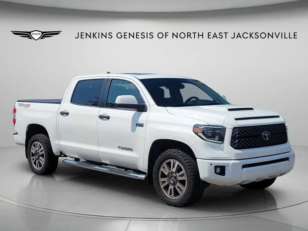 Toyota Tundra 2021 4x4 SR5 4dr CrewMax Cab Pickup SB