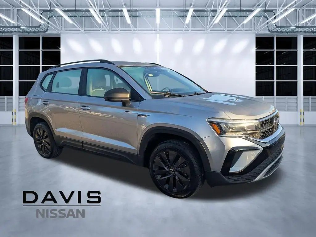 Volkswagen Taos 2024 S 4dr SUV