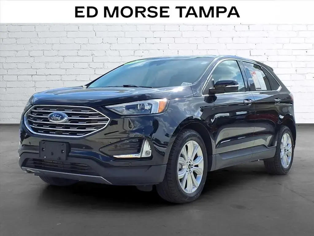 Ford Edge 2023 AWD Titanium 4dr Crossover