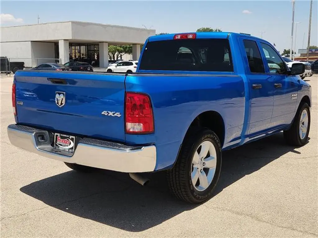 Ram 1500 Classic 2024 4x4 SLT 4dr Quad Cab 6.3 ft. SB Pickup