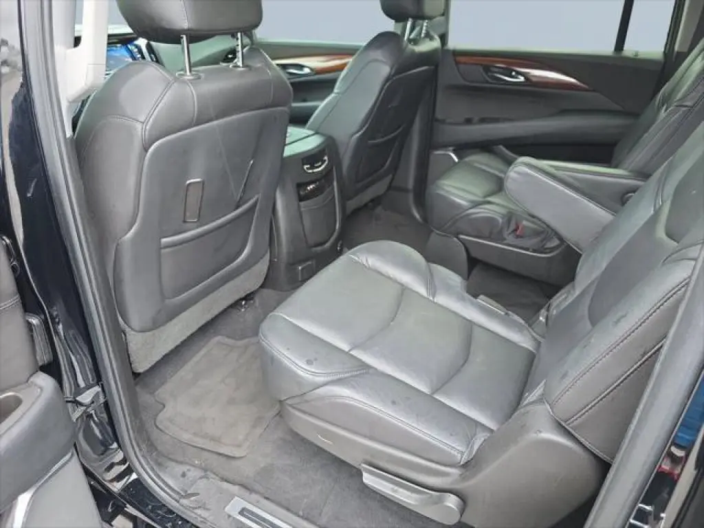 Cadillac Escalade ESV 2016 Luxury Collection 4dr SUV