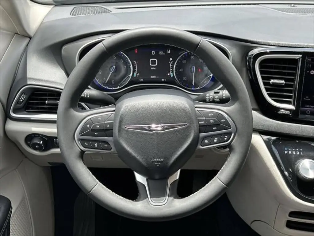 Chrysler Pacifica 2022 Touring L 4dr Mini-Van