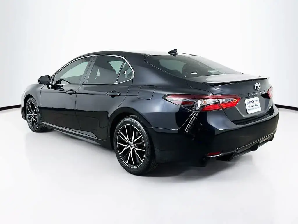 Toyota Camry 2021 SE 4dr Sedan