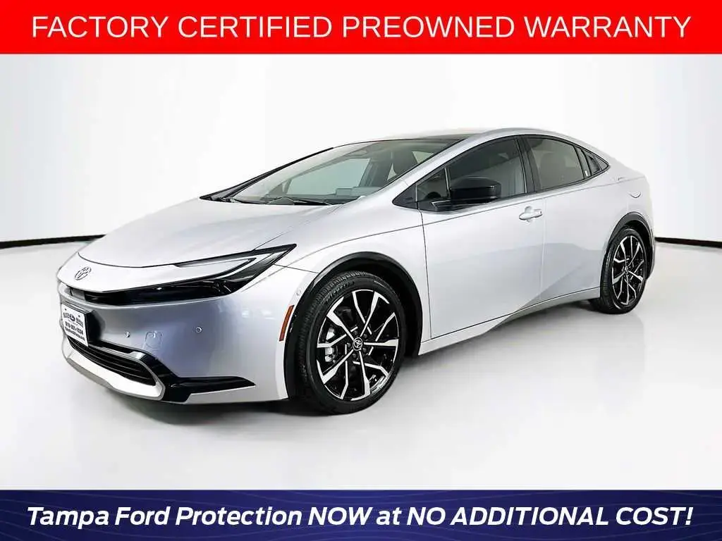 Toyota Prius Plug-in Hybrid 2025 SE 4dr Hatchback