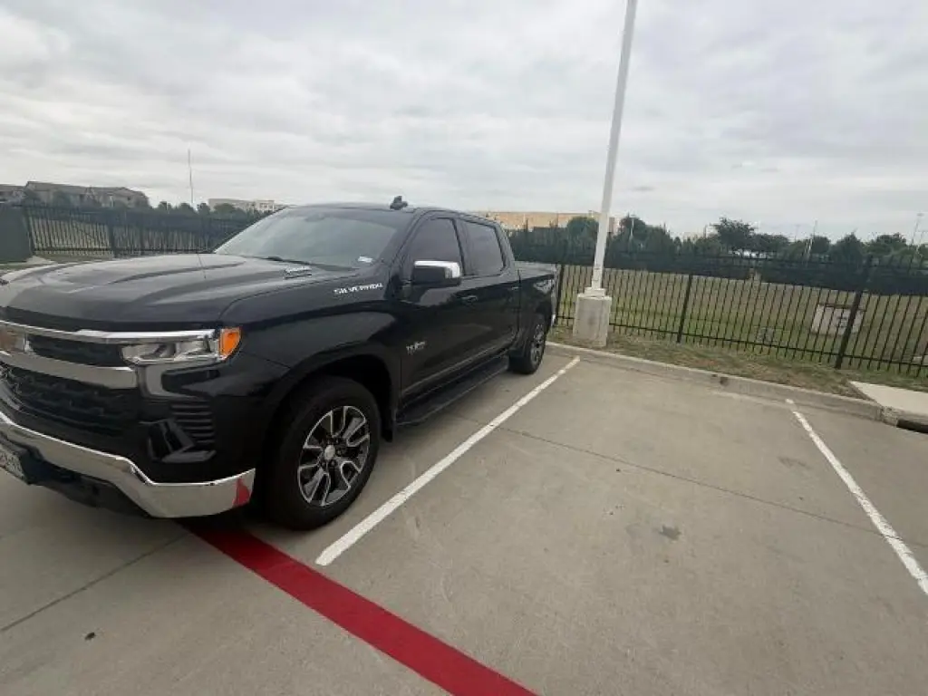 Chevrolet Silverado 1500 2022 4x2 LT 4dr Crew Cab 5.8 ft. SB