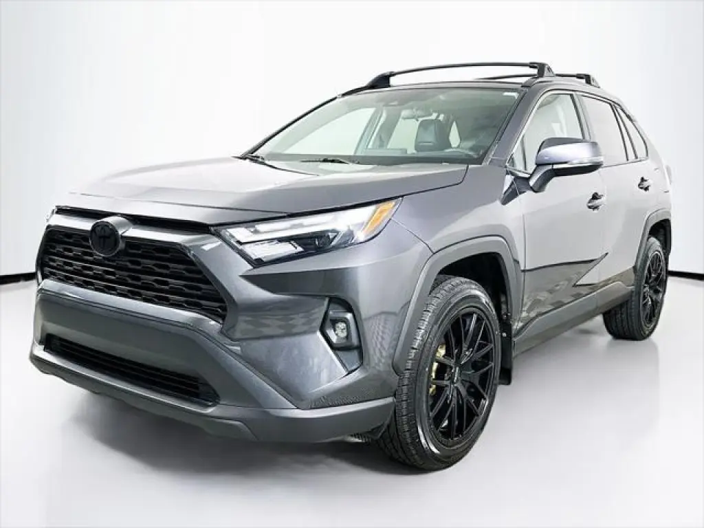 Toyota RAV4 2024 XLE Premium 4dr SUV