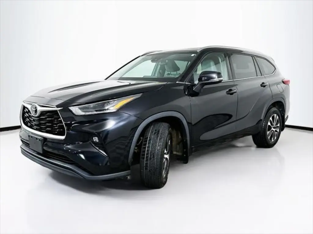 Toyota Highlander 2021 AWD XLE 4dr SUV