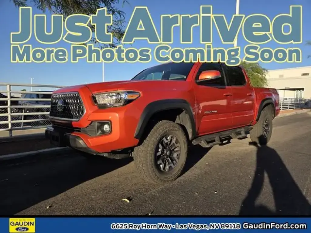 Toyota Tacoma 2018 4x2 TRD Off-Road 4dr Double Cab 5.0 ft SB