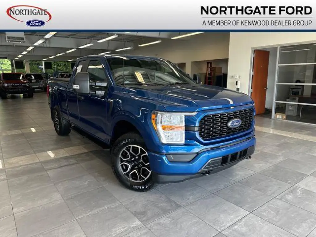 Ford F-150 2022 4x4 XL 4dr SuperCab 6.5 ft. SB