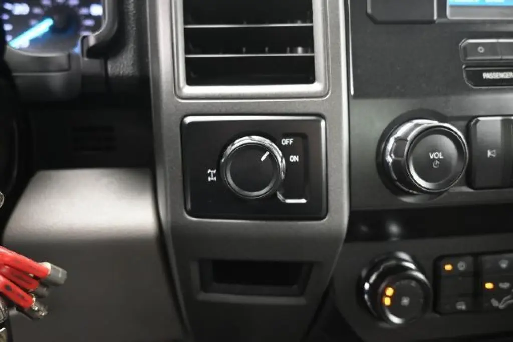 Ford F-250 Super Duty 2019 4x2 XL 2dr Regular Cab 8 ft. LB Pickup