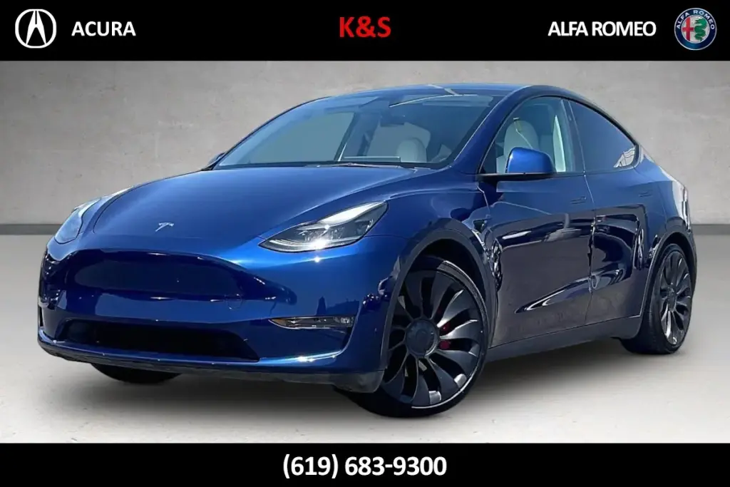 Tesla Model Y 2023 AWD Performance 4dr Crossover