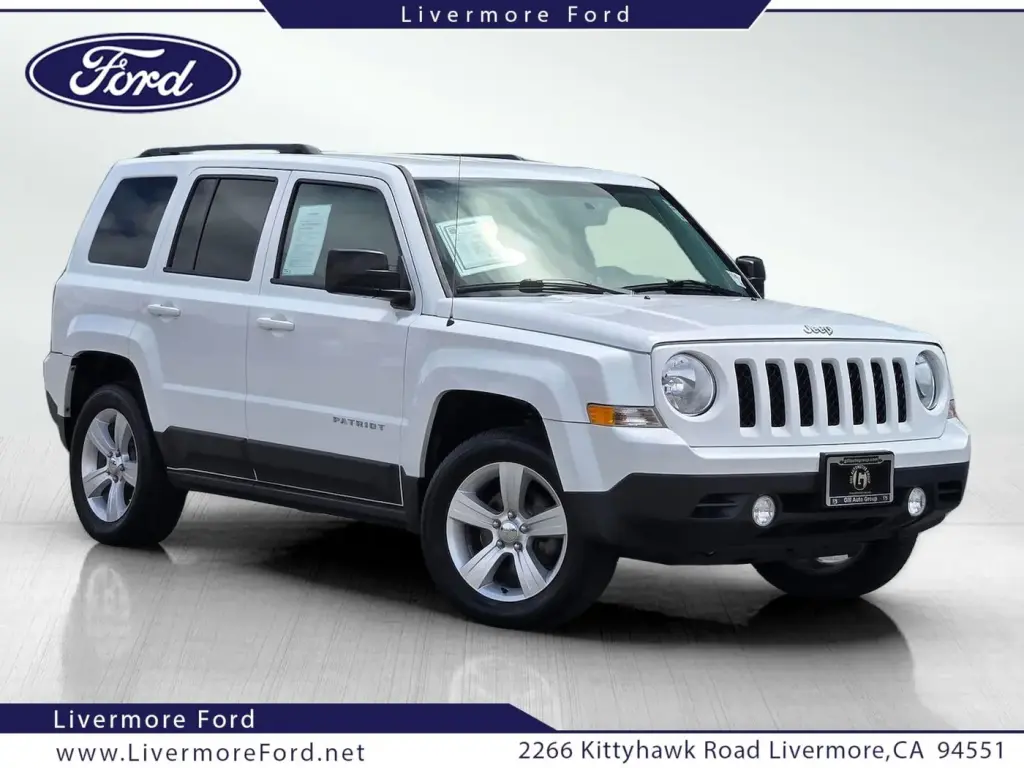 Jeep Patriot 2017 4x4 Latitude 4dr SUV