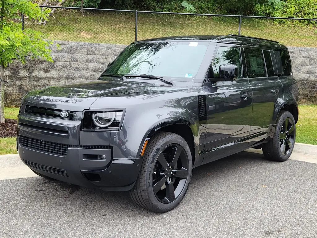 2026 Land Rover Defender 110