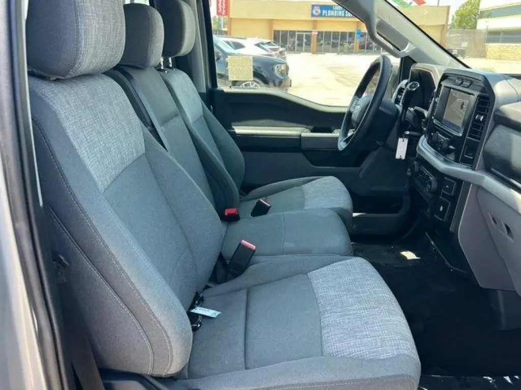 Ford F-150 2023 4x2 XL 4dr SuperCrew 5.5 ft. SB