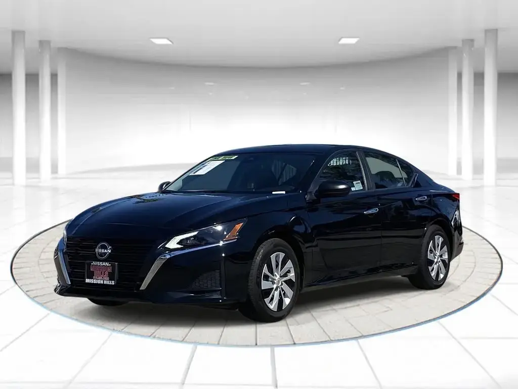 Nissan Altima 2025 2.5 S 4dr Sedan