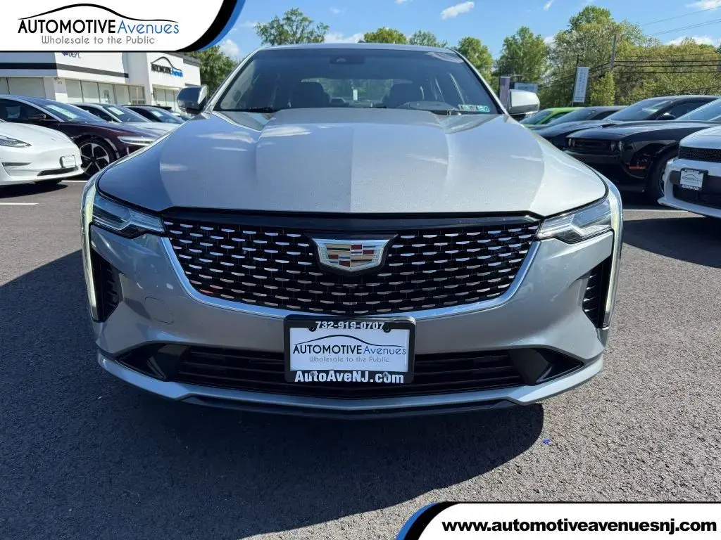 Cadillac CT4 2023 Luxury 4dr Sedan