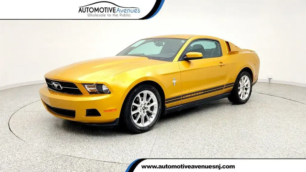 Ford Mustang 2010 V6 Premium 2dr Fastback