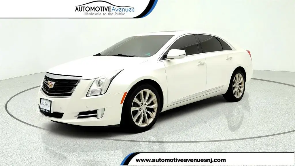 Cadillac XTS 2017 AWD Luxury 4dr Sedan