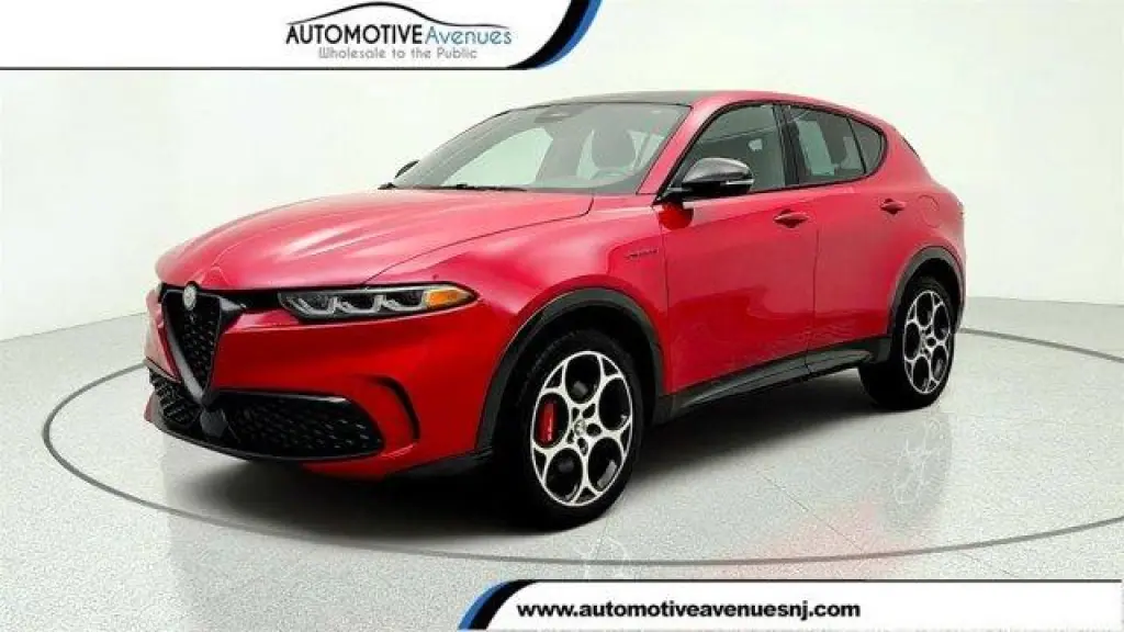 Alfa Romeo Tonale Hybrid 2024 eAWD Veloce 4dr Crossover
