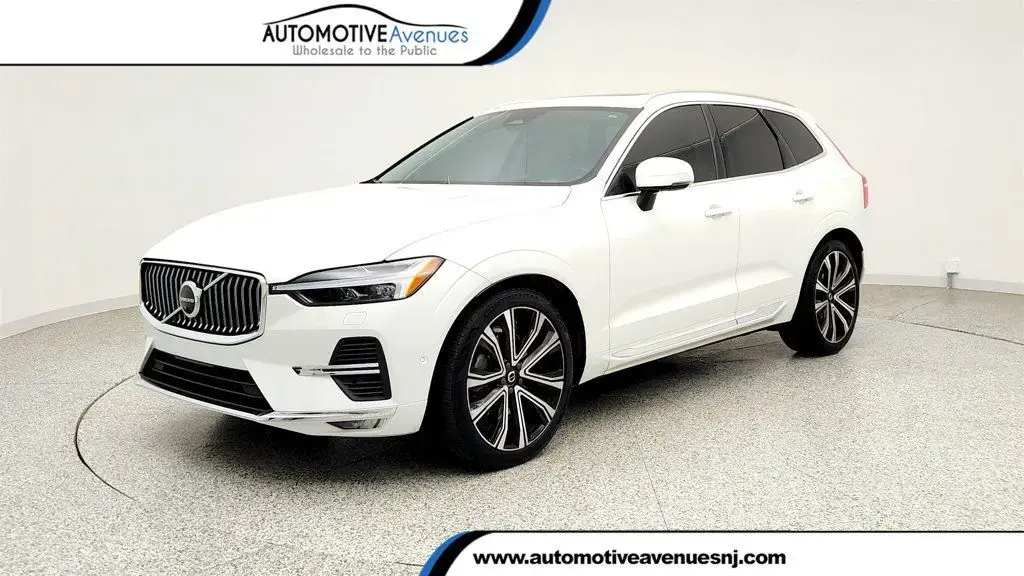 Volvo XC60 2023 AWD B6 Ultimate Bright Theme 4dr SUV
