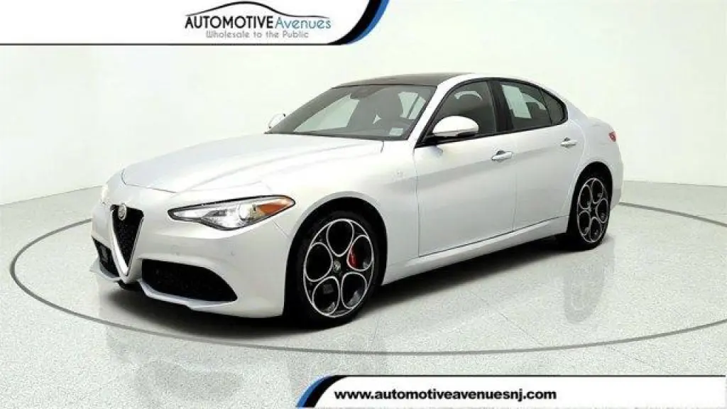 Alfa Romeo Giulia 2022 AWD Ti 4dr Sedan