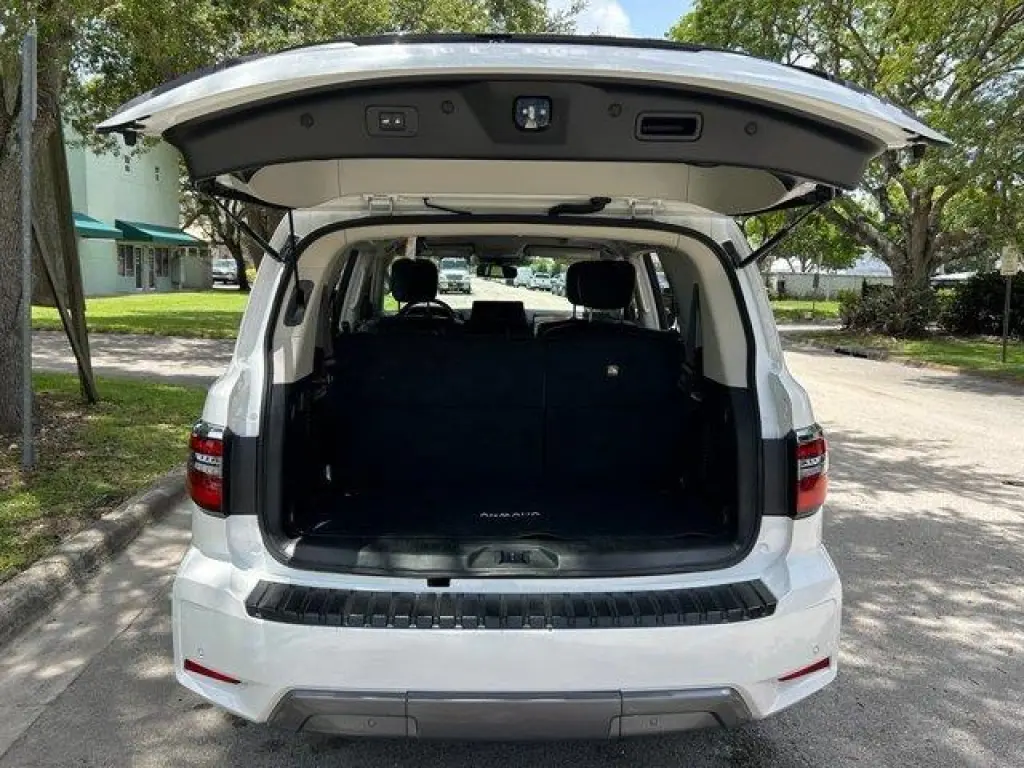 Nissan Armada 2022 4x4 SL 4dr SUV